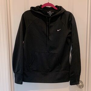 Nike therma-fit hoodie sweatshirt